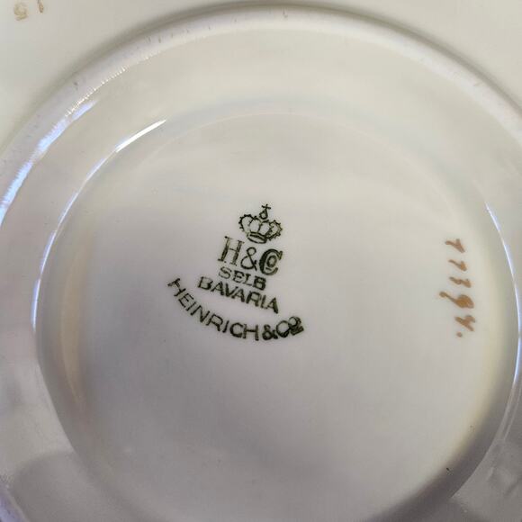 Vintage H&C Selb Bavaria Gravy Boat Dish Bowl Attached Plate Floral Gold Trim - Picture 5 of 9